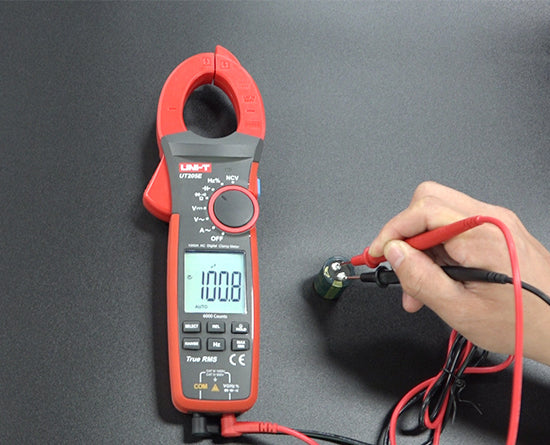 Multimetr UNI-T UT206B klešťový