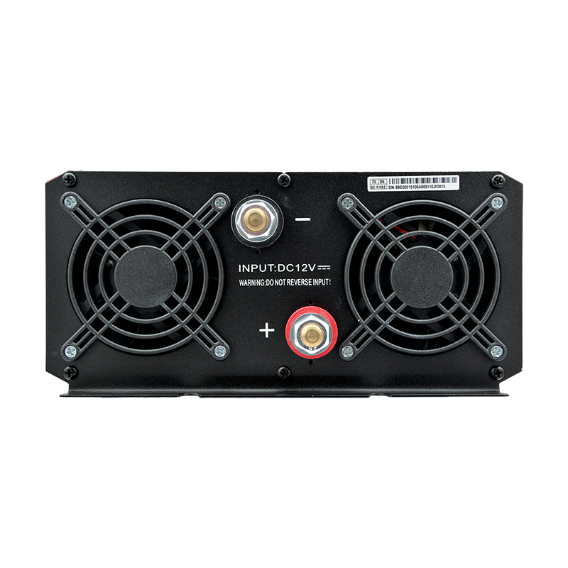 Měnič napětí CARSPA P3000 12V/230V 3000W čistá sinusovka